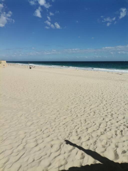 Simply Delightful Unit Close To Cbd And Beach Perth Exterior photo